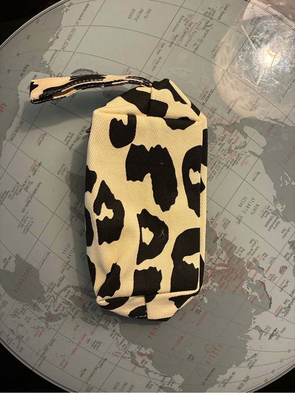 Black and Cream Leopard Print Wristlet Clutch Purse Zipper Closure Small Bag New